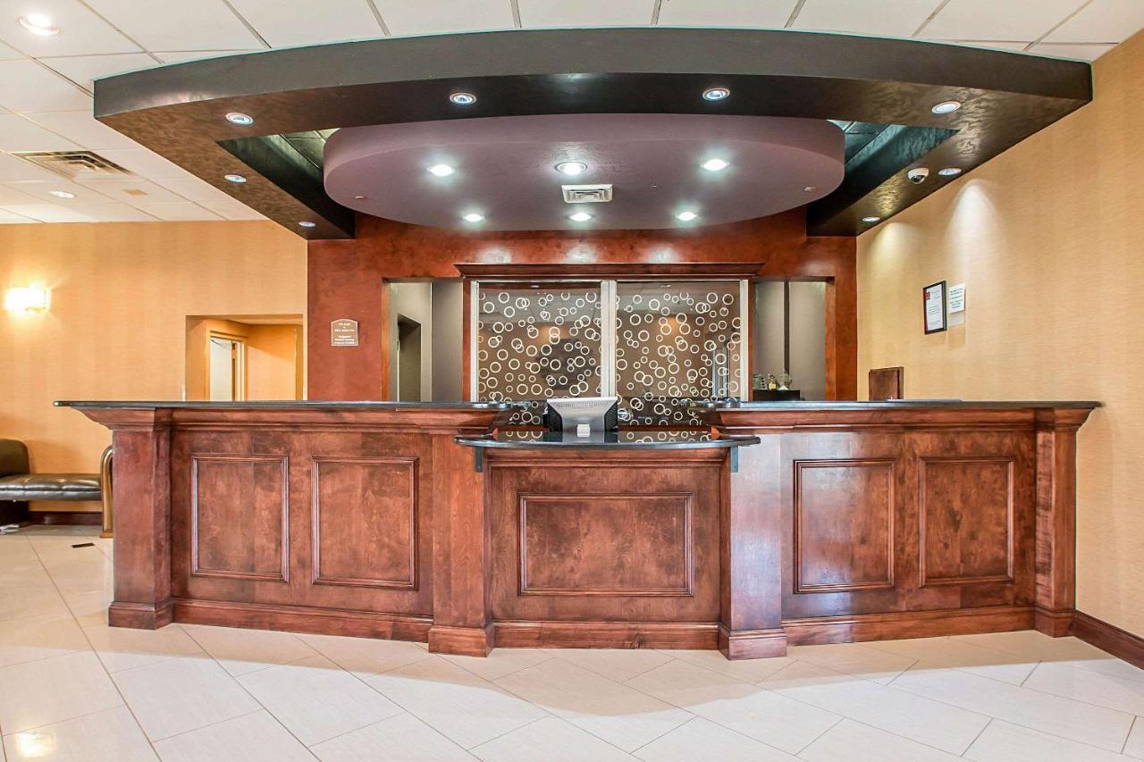 Clarion Inn Elmhurst - Oak Brook Near I-88, I-290, I-294 מראה חיצוני תמונה