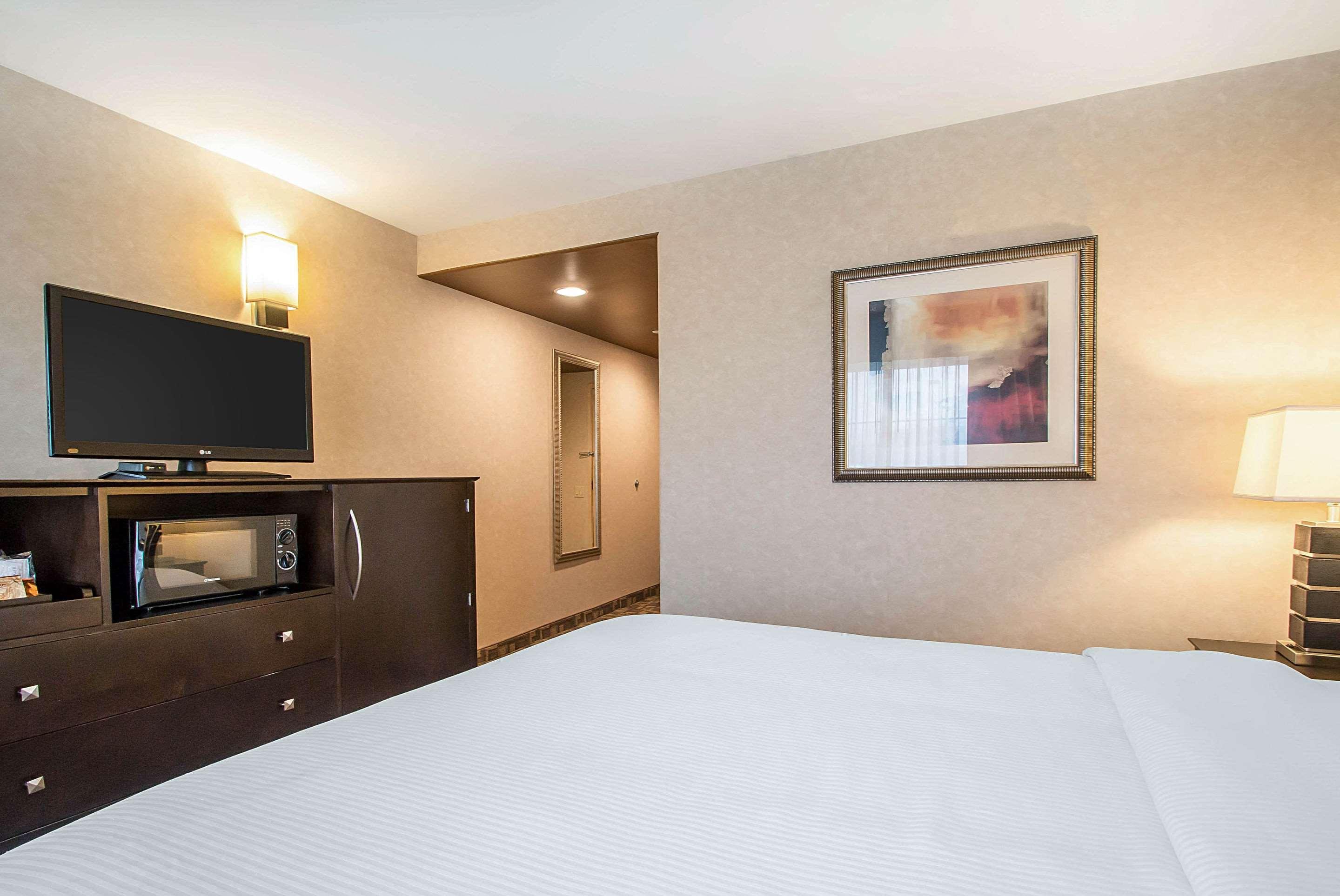 Clarion Inn Elmhurst - Oak Brook Near I-88, I-290, I-294 מראה חיצוני תמונה