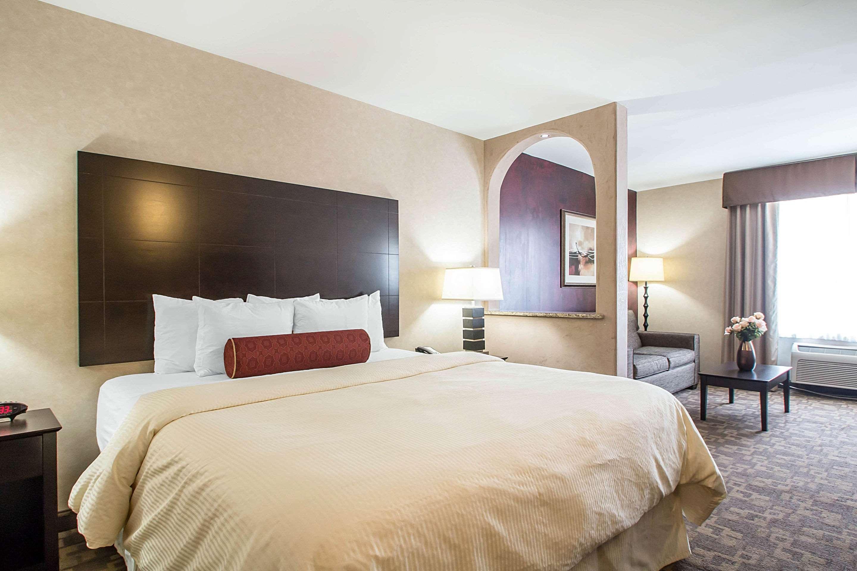 Clarion Inn Elmhurst - Oak Brook Near I-88, I-290, I-294 מראה חיצוני תמונה