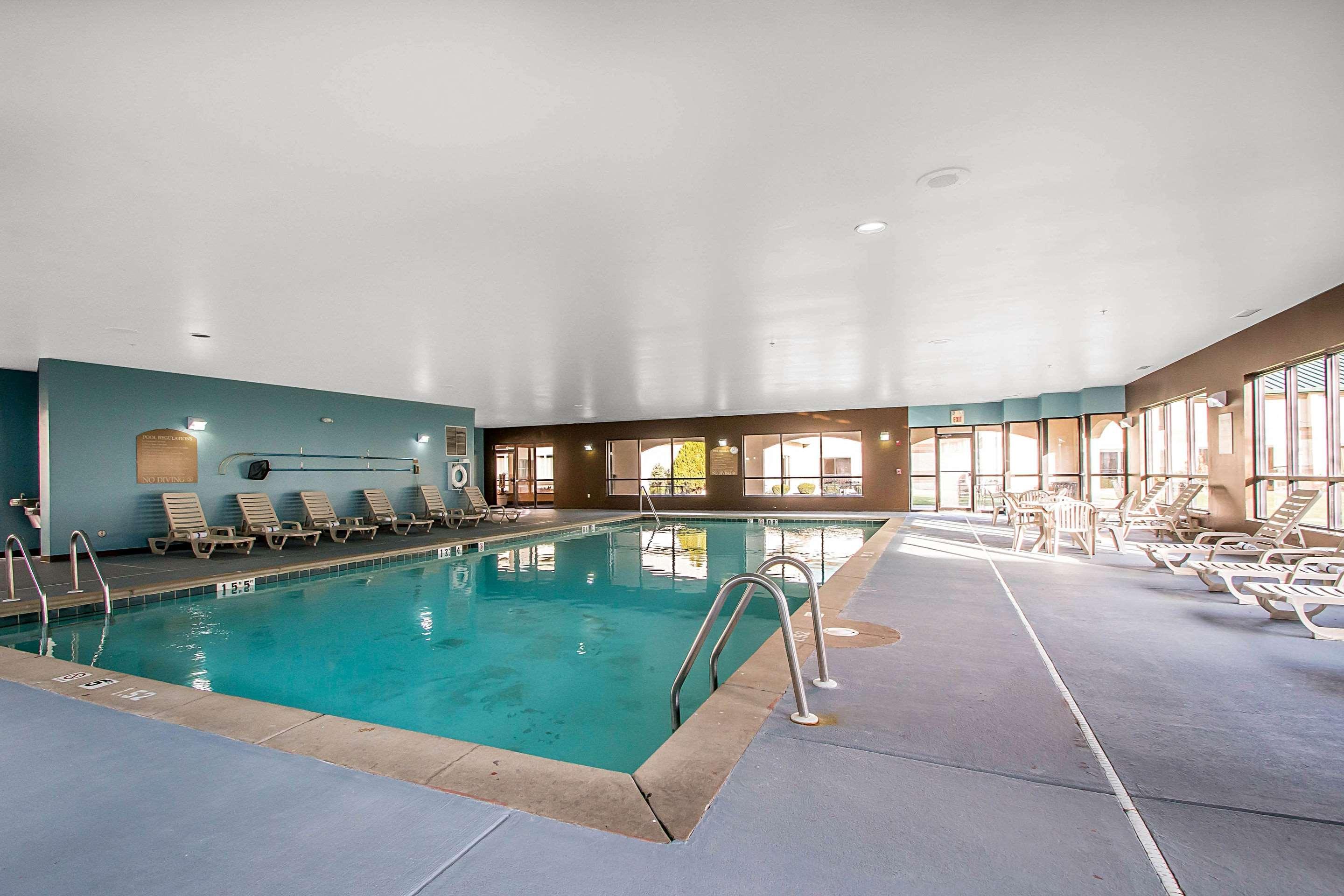 Clarion Inn Elmhurst - Oak Brook Near I-88, I-290, I-294 מראה חיצוני תמונה