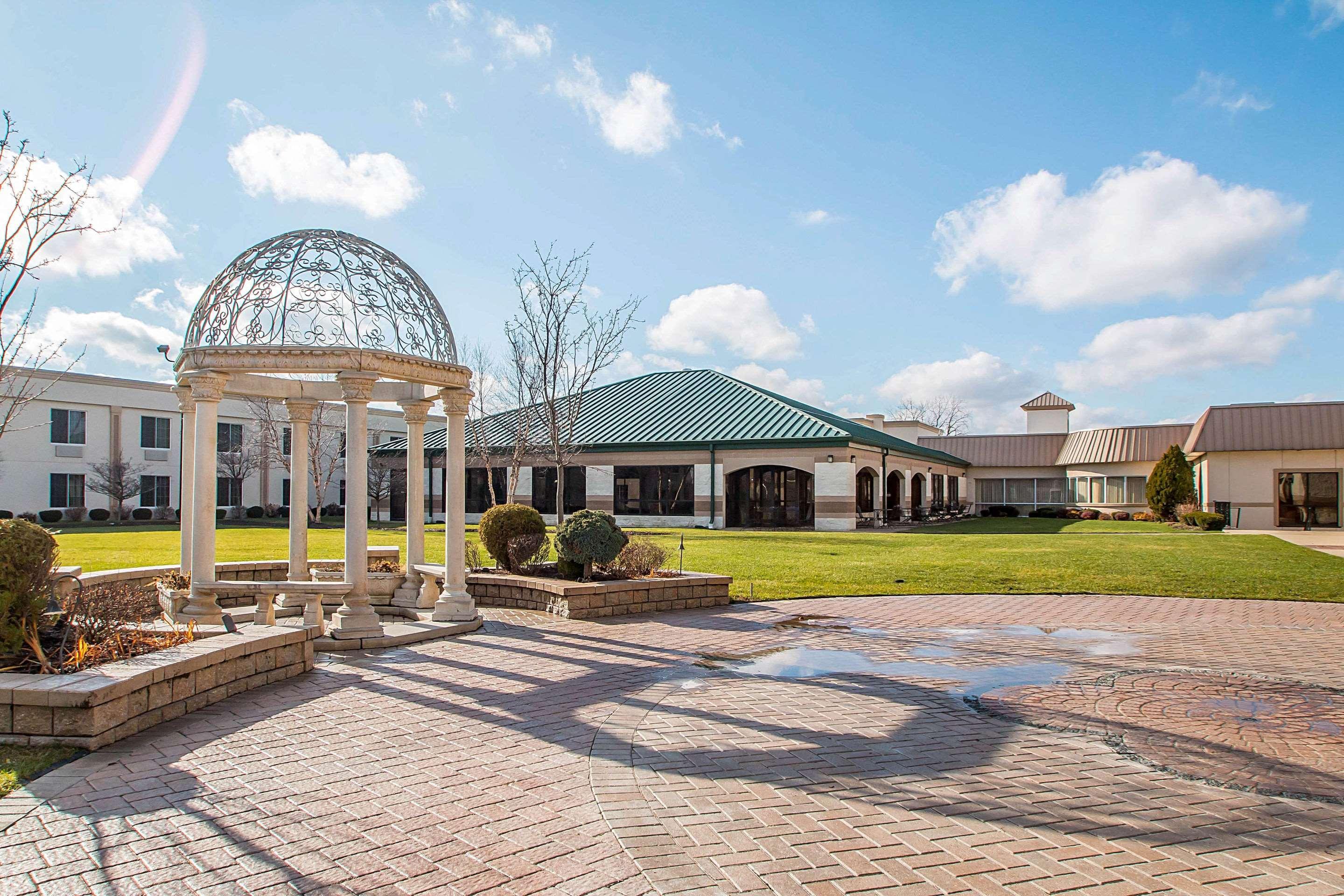Clarion Inn Elmhurst - Oak Brook Near I-88, I-290, I-294 מראה חיצוני תמונה